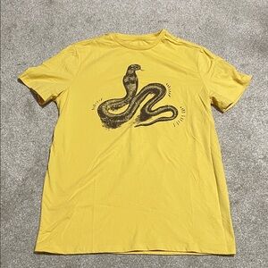 Goodfellow & Co Yellow Snake Graphic Tee